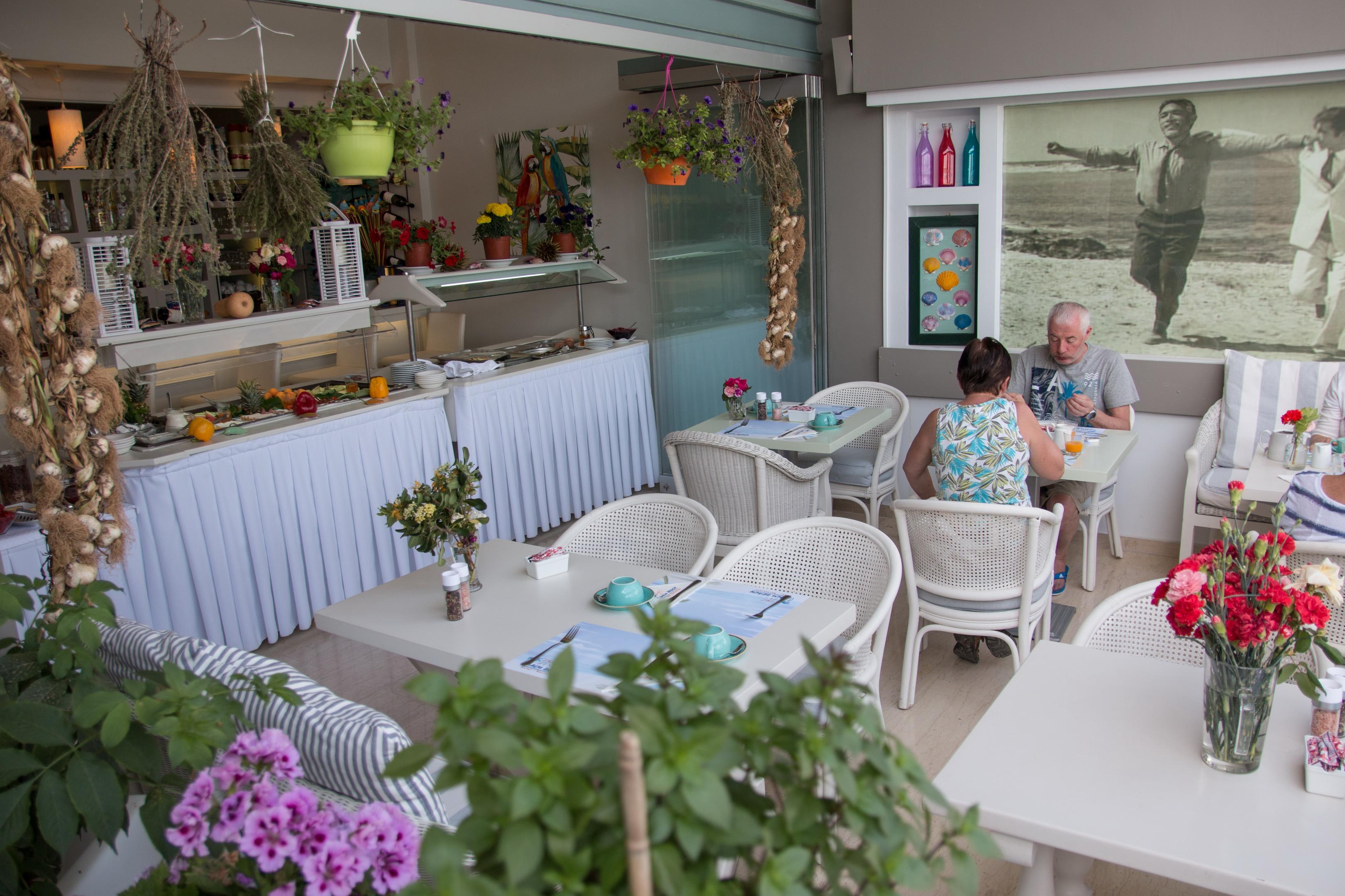 Palm Beach Hotel Apartments Rethimno Eksteriør billede